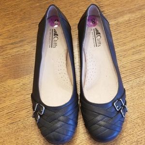 Cliffs black flats 8.5 NWT